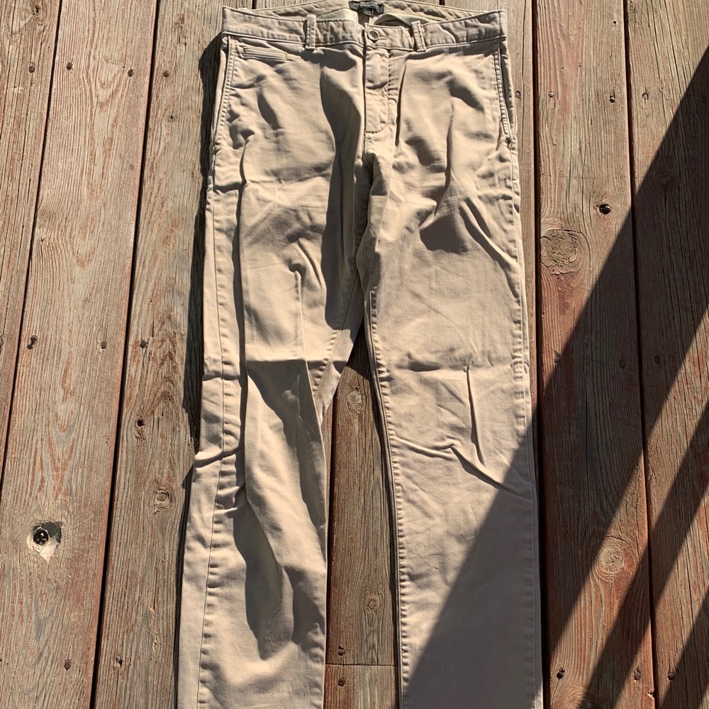 Banana republic tan Fulton skinny khaki pants